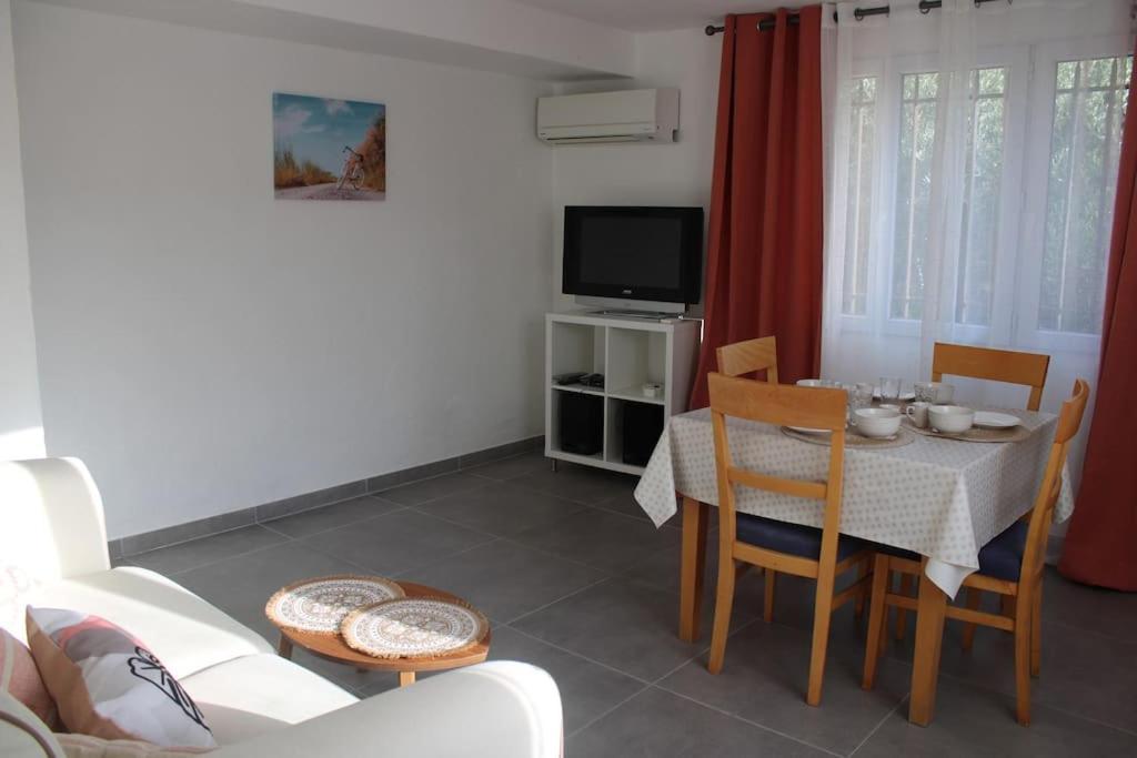 Maison Avec Jardin Privatif A 3km Des Plages Fréjus